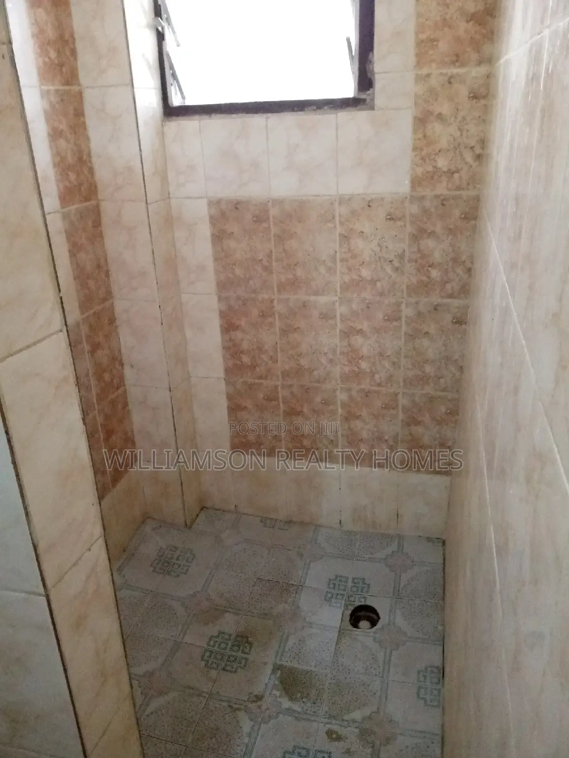 1bdrm Apartment in Community 18, Spintex for rent