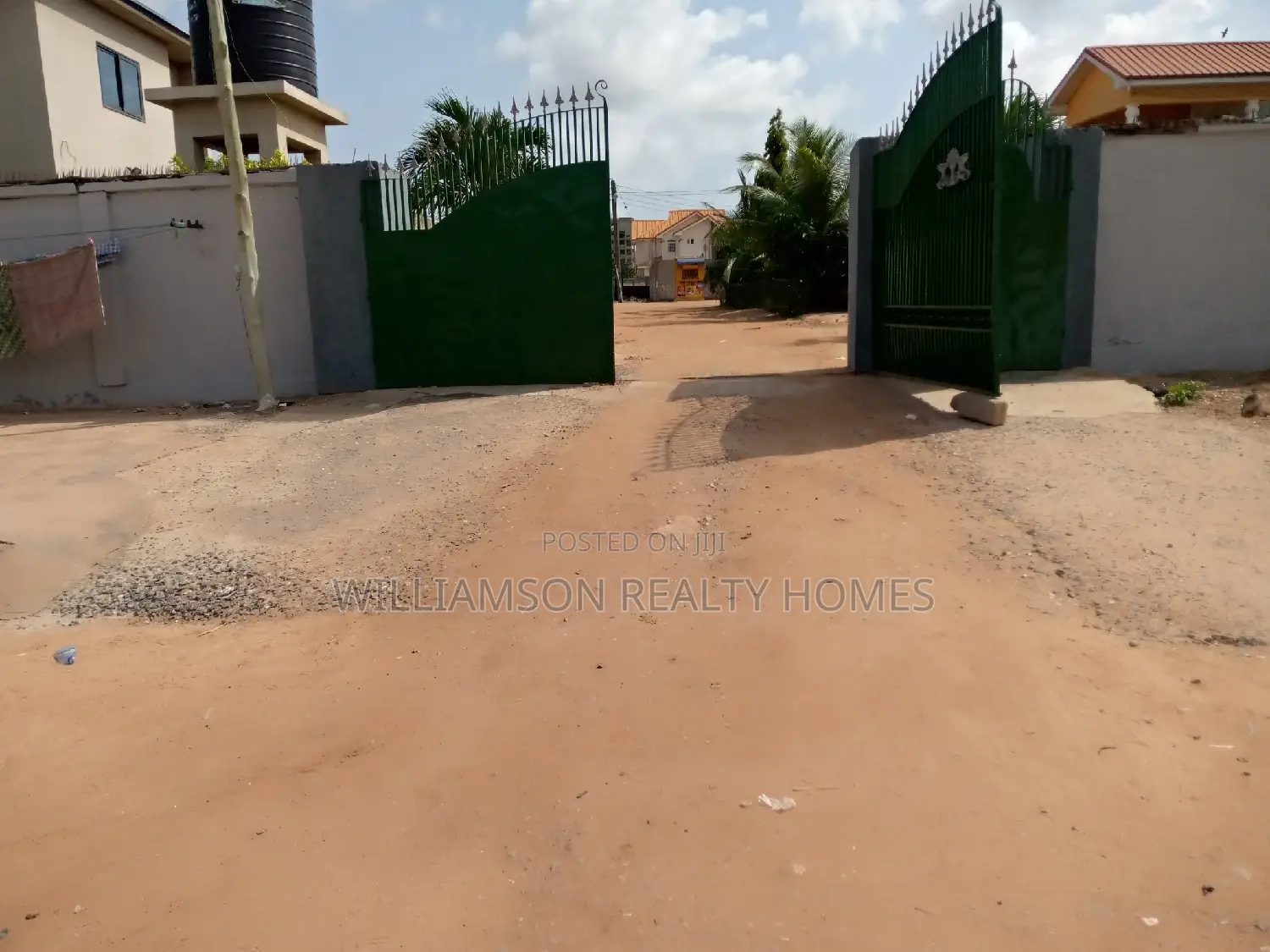 1bdrm Apartment in Community 18, Spintex for rent