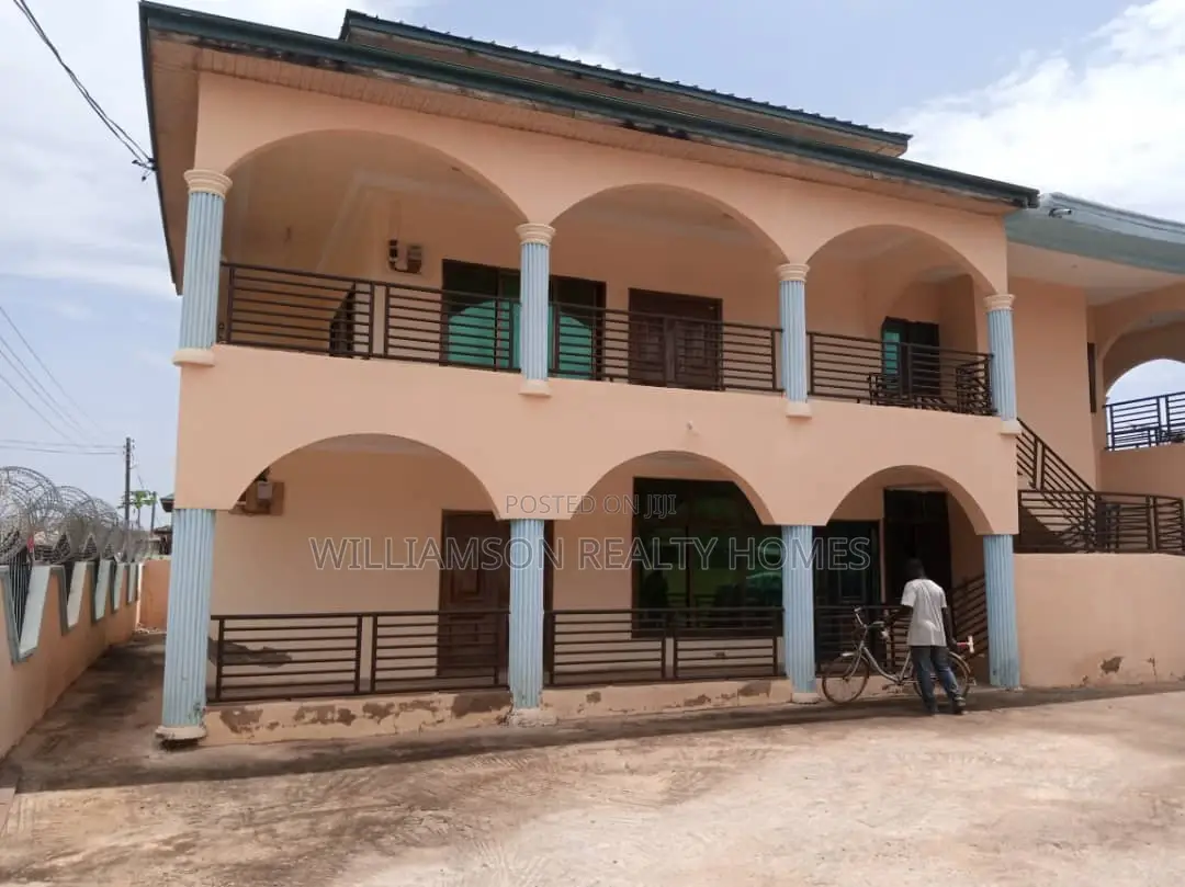 4bdrm Apartment in Hfc Estate, Spintex for rent