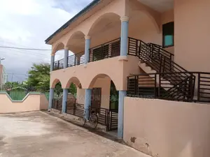 4bdrm Apartment in Hfc Estate, Spintex for rent