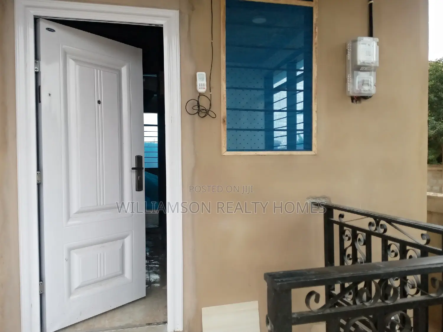 Mini Flat in Kotobabi, Ecobank, Spintex for rent