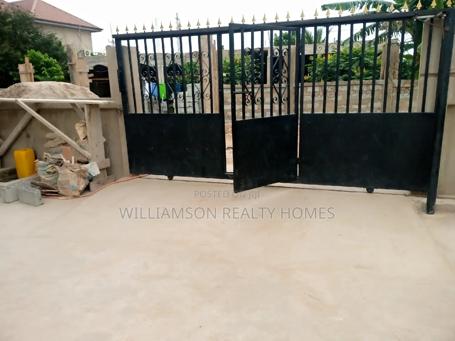 Mini Flat in Kotobabi, Ecobank, Spintex for rent