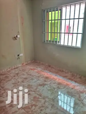 1yr Exe Single Room S/C Apartment
