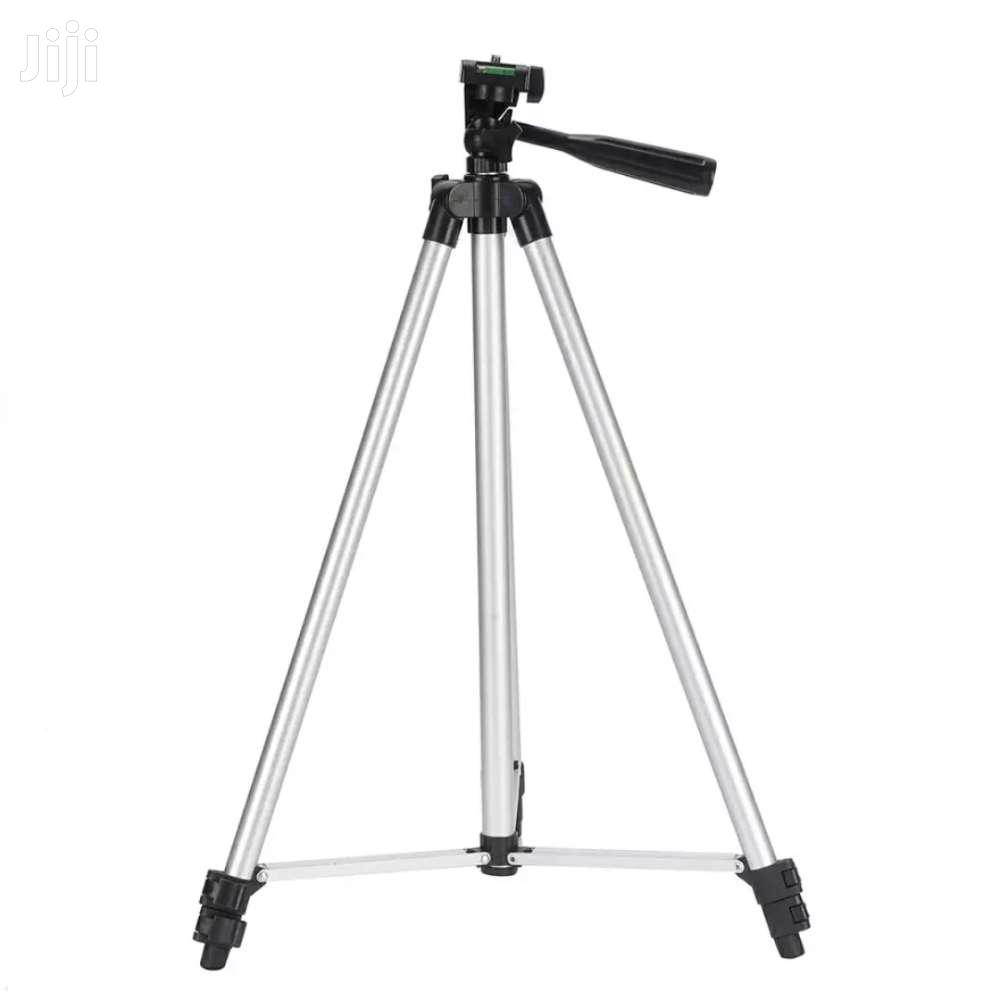 Tripod Stand (6ft Tall)