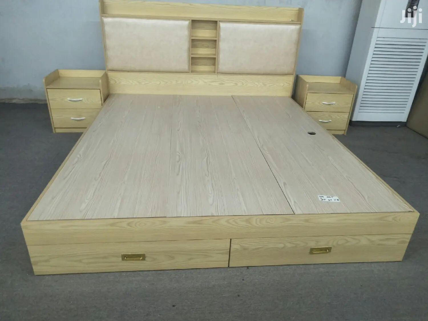Queen Size Bed for Sale