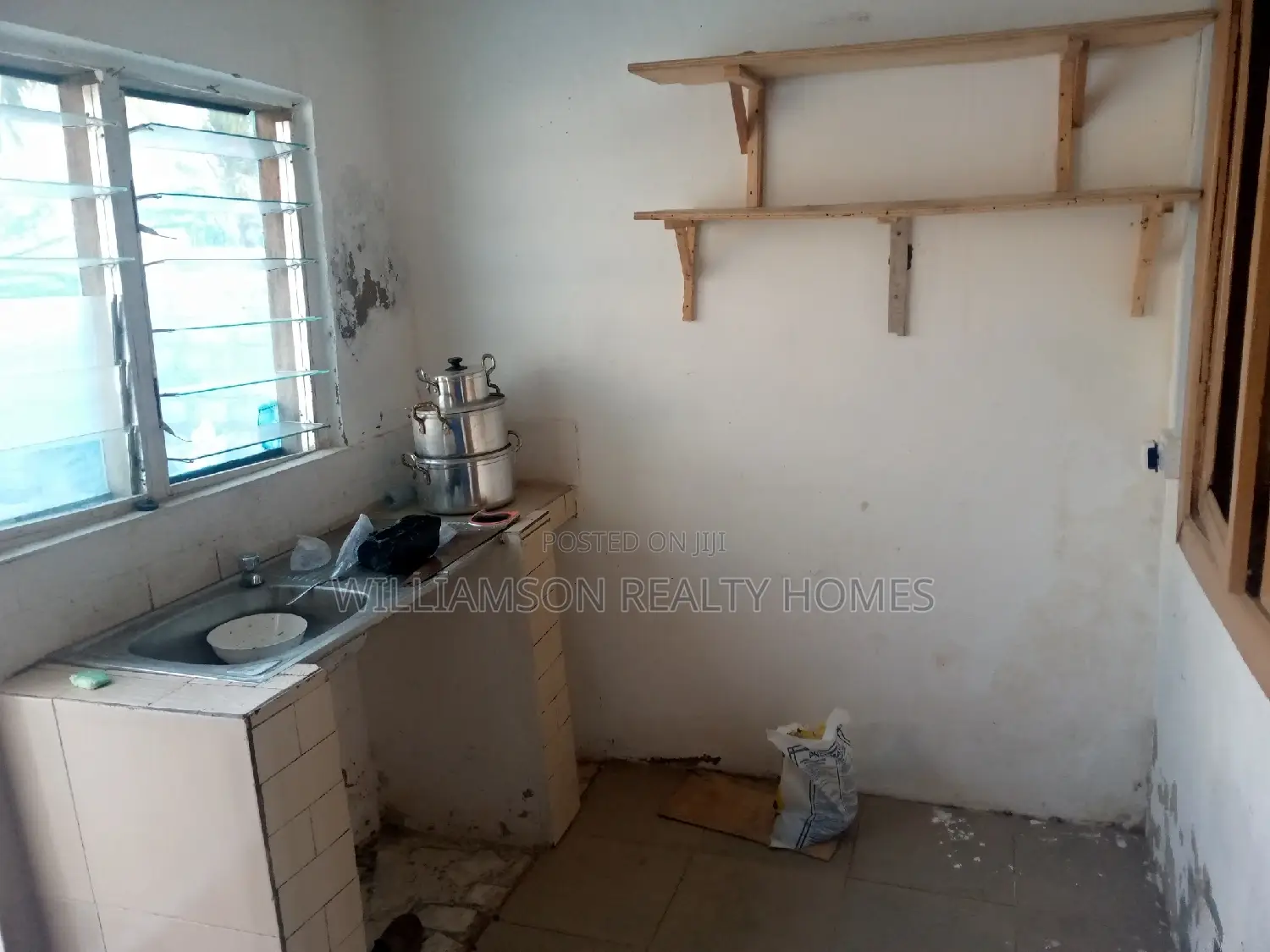1bdrm Apartment in Devtraco Estate Area, Spintex for rent
