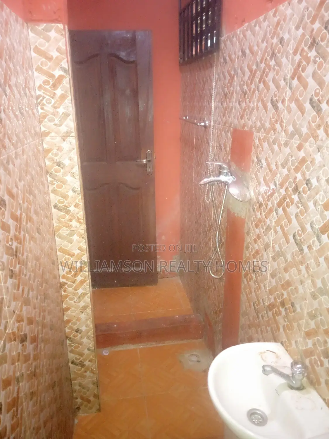 1bdrm Apartment in Coastal Estate, Spintex for rent