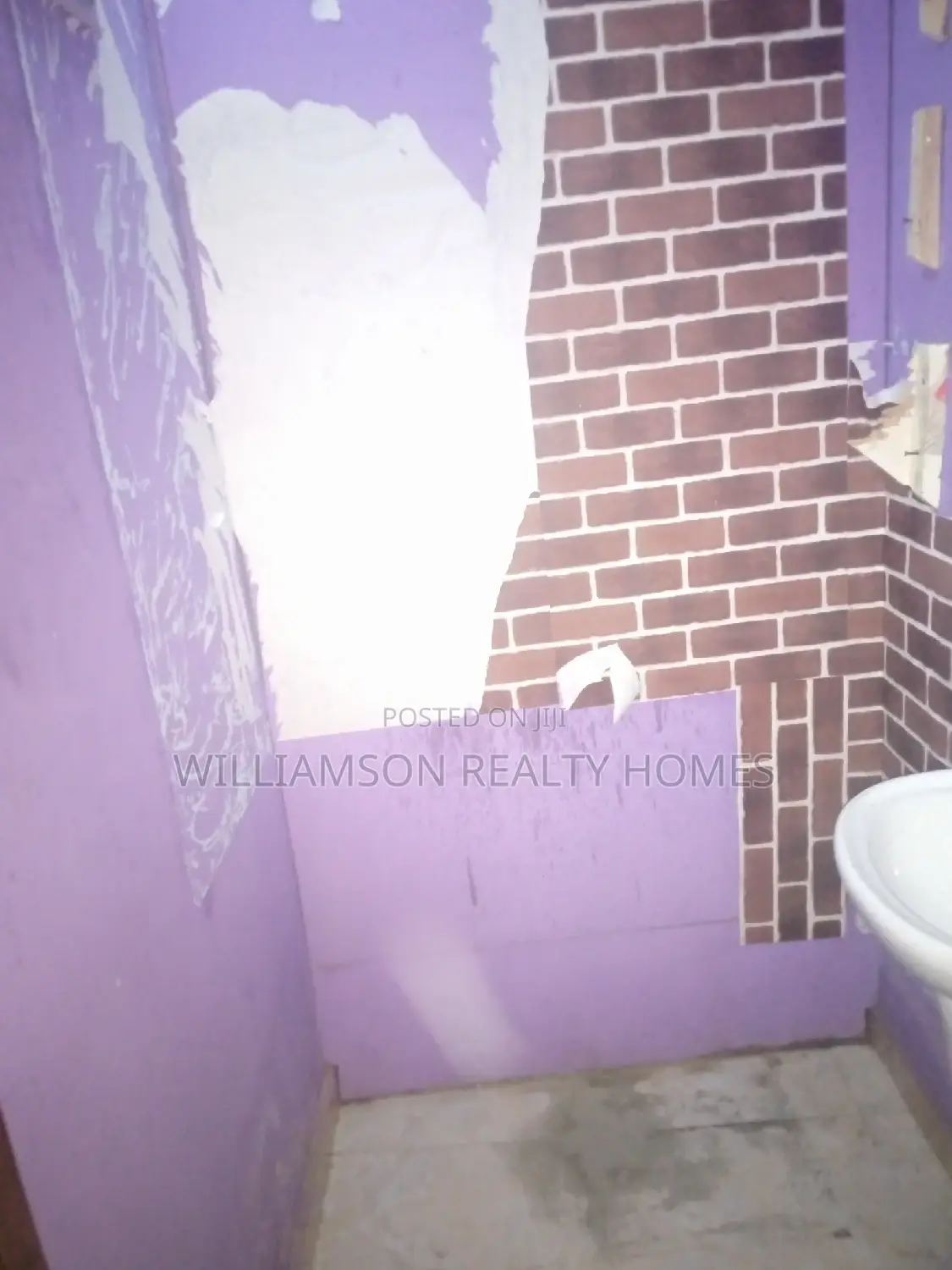 1bdrm Apartment in Coastal Estate, Spintex for rent