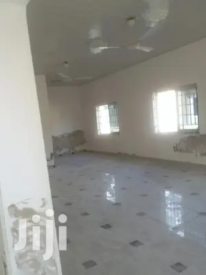 3bdrm House in 3 Bedrooms Detached for Sale