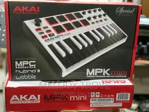 Akai Professional MPK Mini Mkii- 25keys, 8- Drum Pads