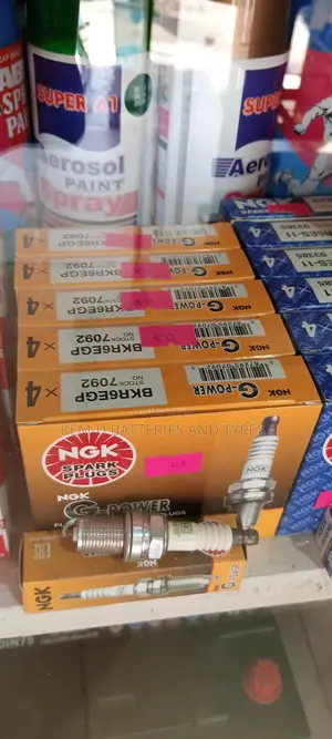 Genuine NGK Spark Plugs 7092 BKR6EGP - Smooth Engine + No Jerking