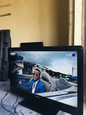 43inches Philips Slim LCD