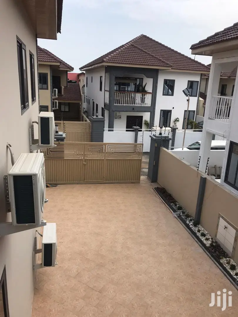 4bedroom Penthouse Rent