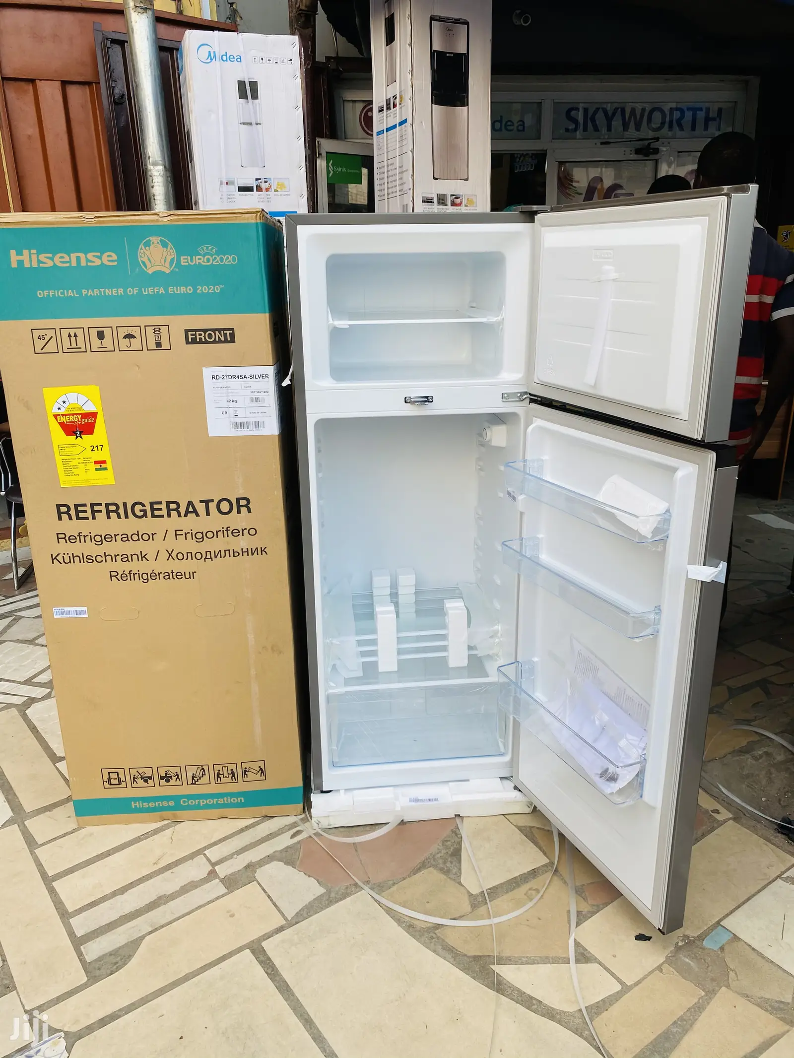 Brand New Hisense 205ltrs Fridge / Refrigerator