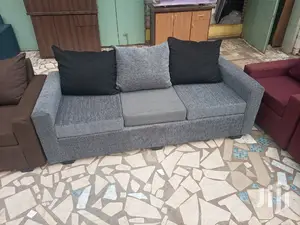 Blended 3inw Chair