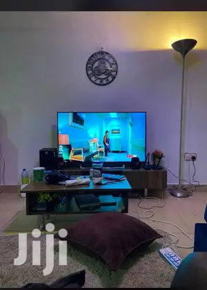 Quality TV Stand Wirh Centre Table