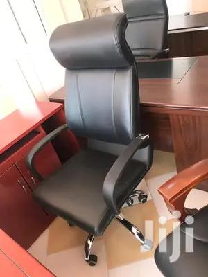 Executive Office Chair